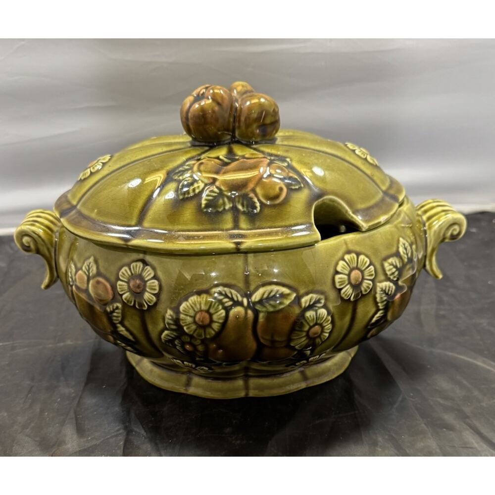 Vtg Hand Painted Soup Tureen Pot w/Ladle 1970s MCM Fruit Daisy Pear Apco Green